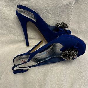 DbDK Fashion Blue 5.5” Stiletto. Size 6.